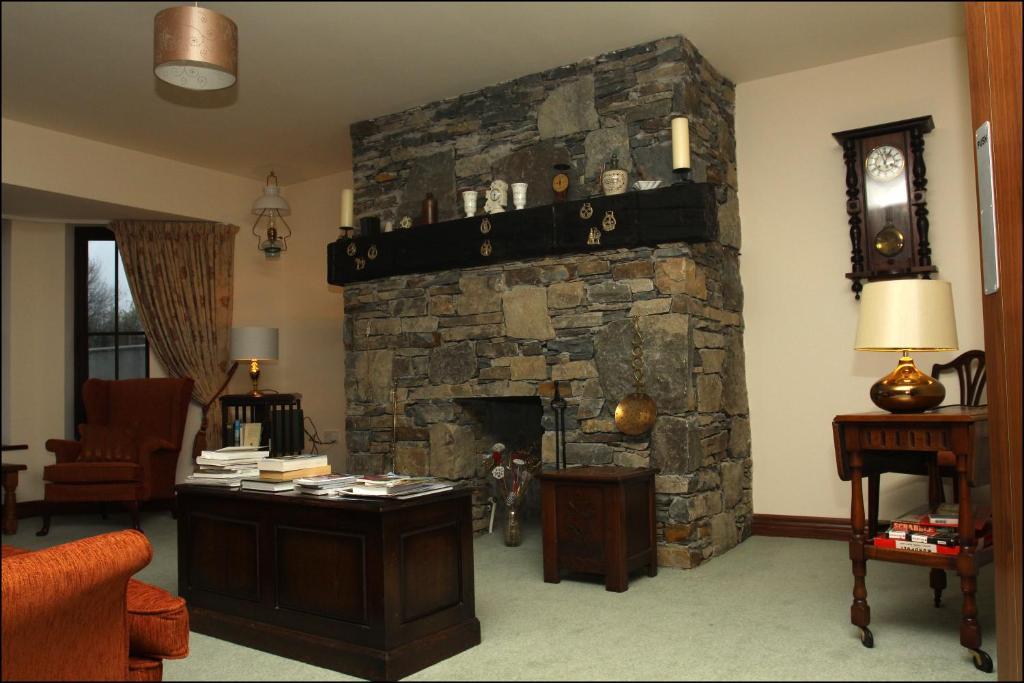 All The Twos Lodge Clifden Exterior foto